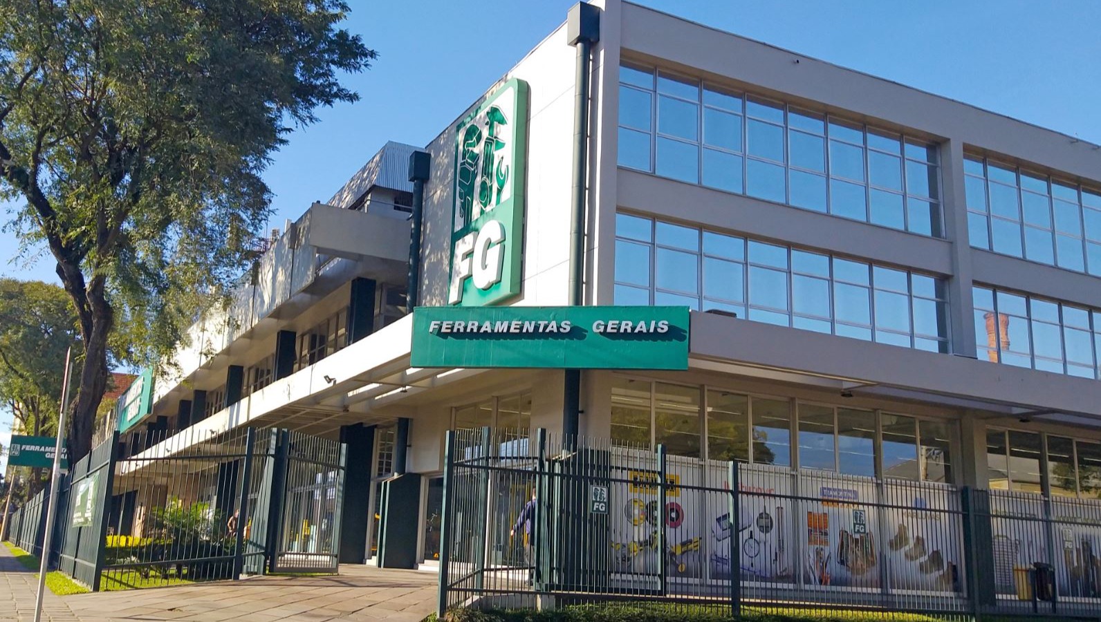 Vendedor Interno, Fiscal de Loja, Auxiliar de Logística PCD, Auxiliar de Manutenção, Caixa Operador, Jovem Aprendiz e muito mais na Empresa Ferramentas Gerais