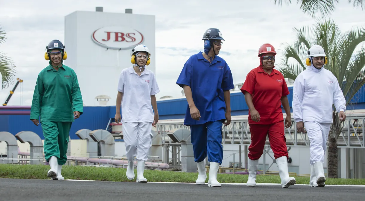 JBS abre novas oportunidades de emprego pelo país