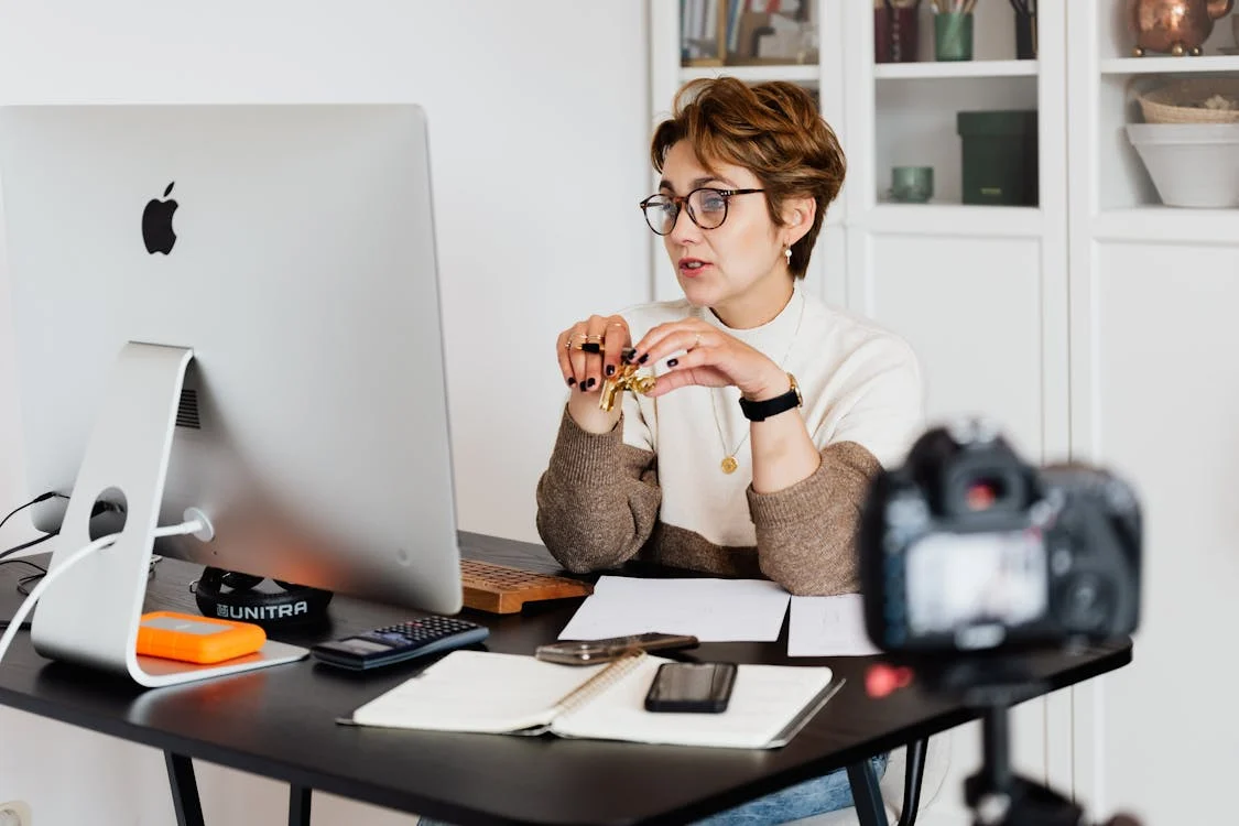 Como um psicólogo pode ganhar dinheiro na internet?